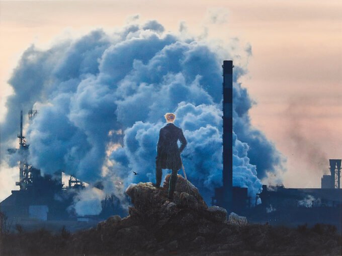 Wanderer above the sea of fog
